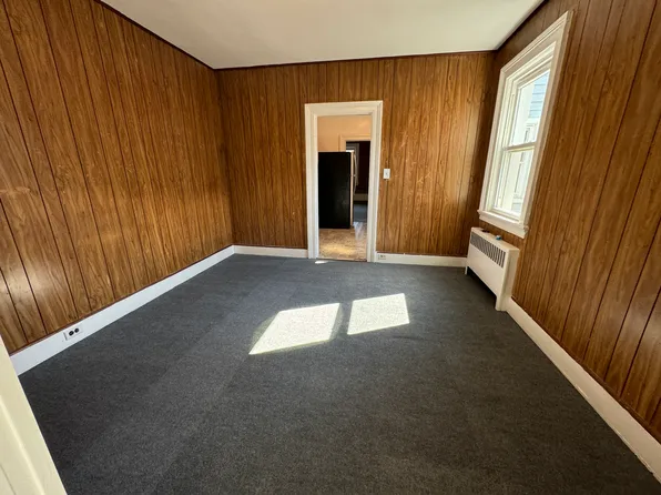 15-32 125th Street image 4 of 13