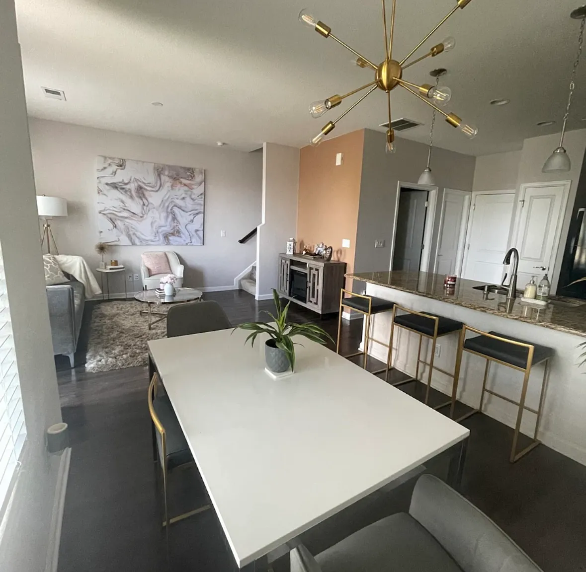 3 bed, 2.5 bath, 1472 sqft, $2,700 — Photo 4