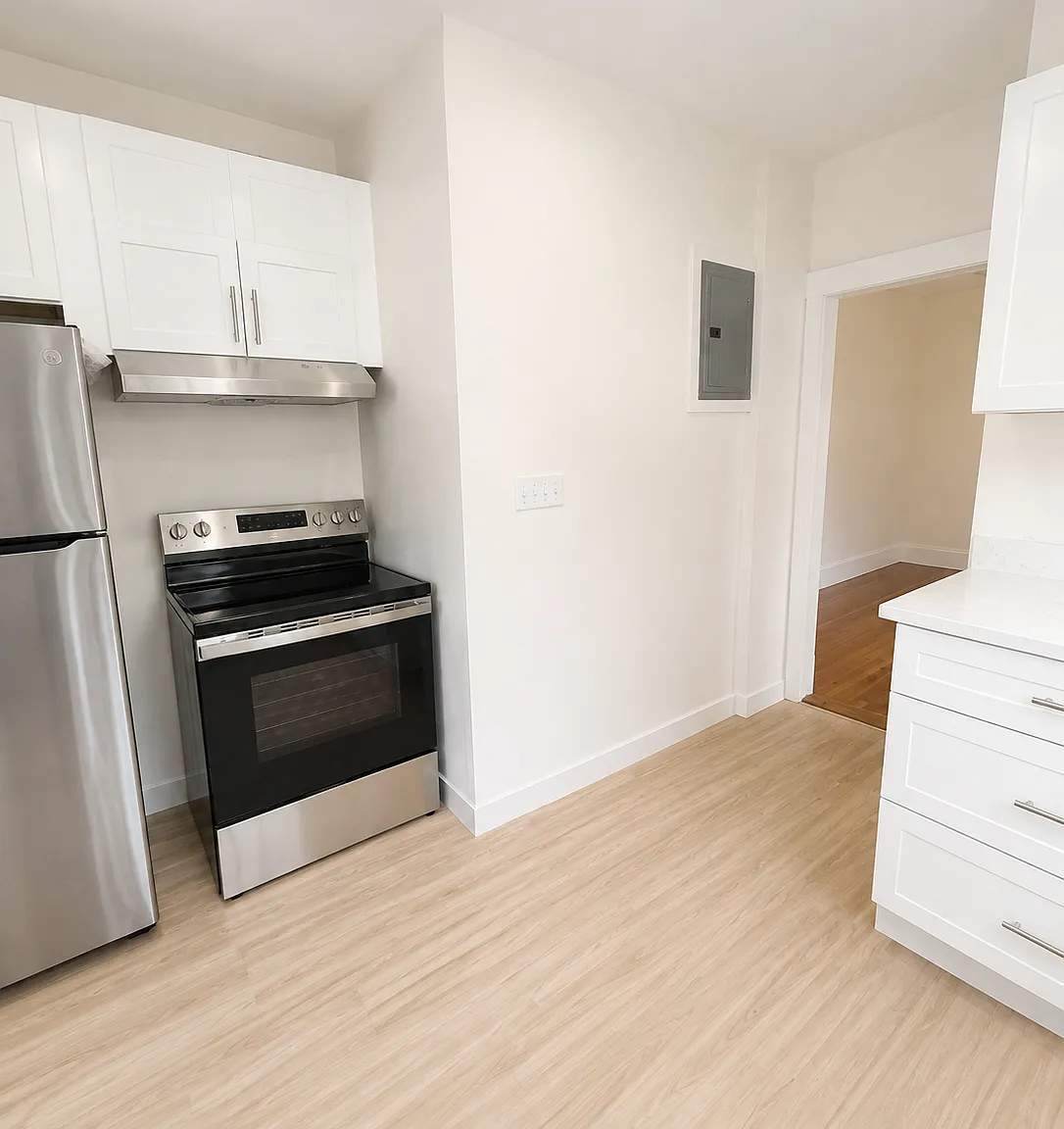 2 bed, $3,050 — Photo 4