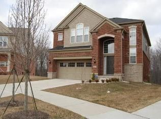 45219 Bartlett Dr, Novi, MI 48377