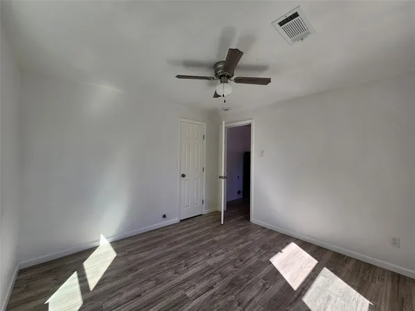 2706 Berry St #2706A, Houston, TX 77004