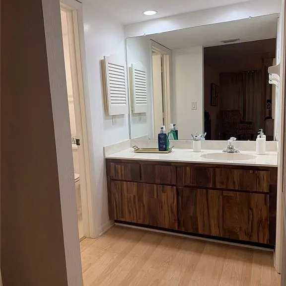576 Retreat Dr #201 — Photo 13