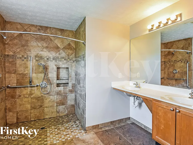 830 James Ridge Dr — Photo 9