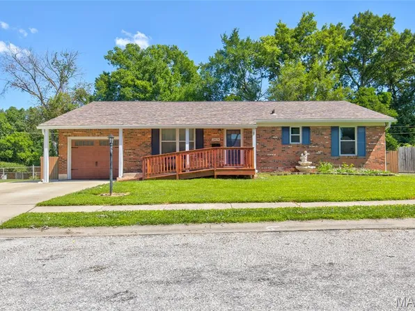 2424 Crislisa Dr, Alton, IL 62002