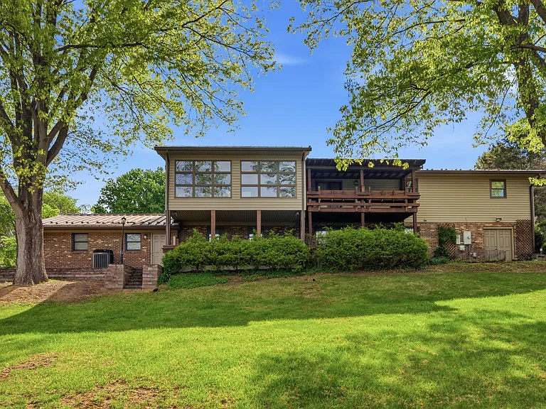 1721 Plank Dr — Photo 65