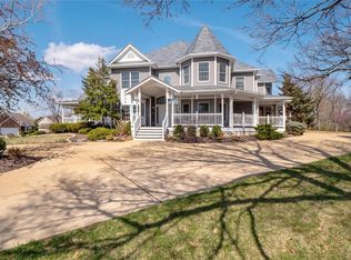 2853 Yaeger Rd, Saint Louis, MO 63129