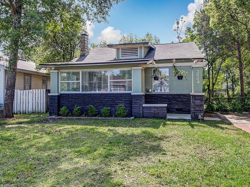 New Listing! 3624 Walsh Street