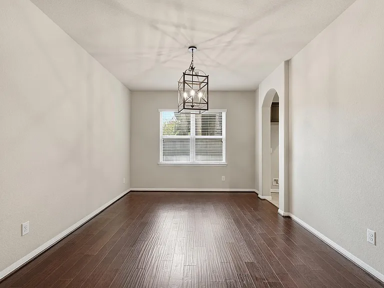 5815 Creek Crossing Ct — Photo 7