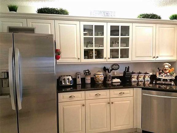 3rd image of 7381 Granville Dr #313