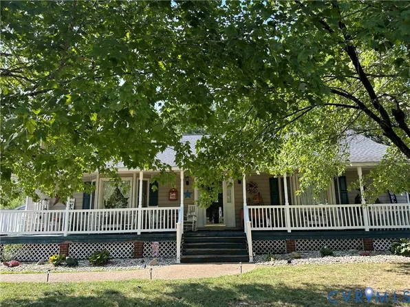 9018 Basswood Dr, Quinton, VA 23141