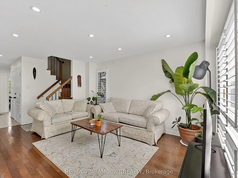 32 Fanshawe Dr — Photo 11