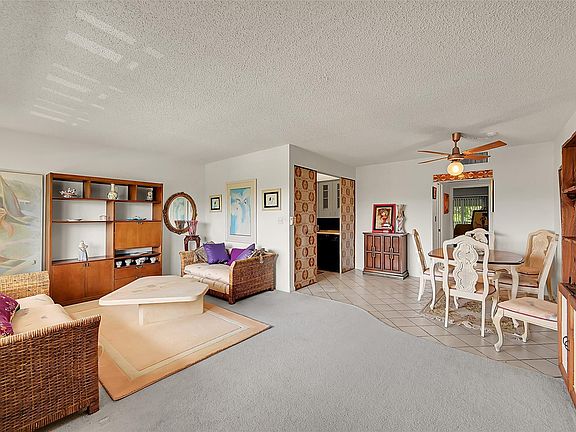 2nd image of 2404 Antigua Circle #F4