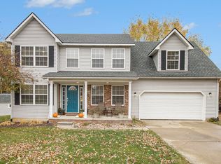 649 Starfield Dr, Pinckney, MI