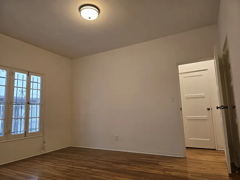 650 S Cloverdale Ave #8 — Photo 10