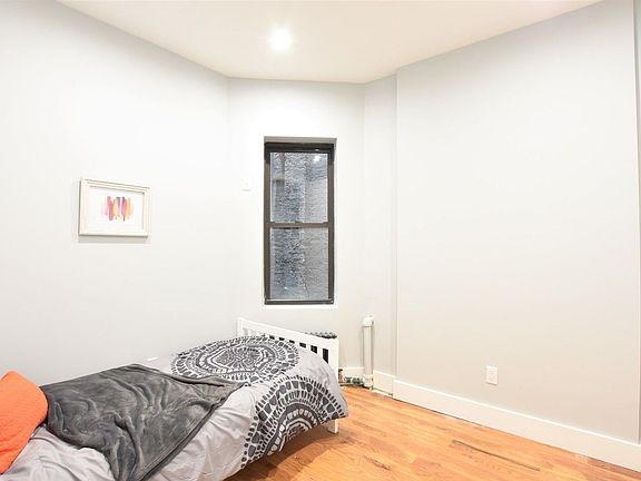 4th image of 510 Jackson Ave Bsmt 1