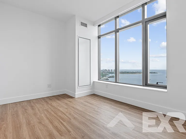 2230 Cropsey Ave #3006 — Photo 7