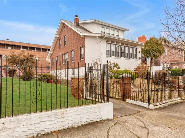 1579 Yates Avenue, Bronx, NY 10461