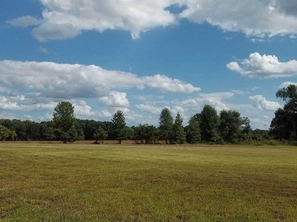 2nd image of 54 Rochester Cv