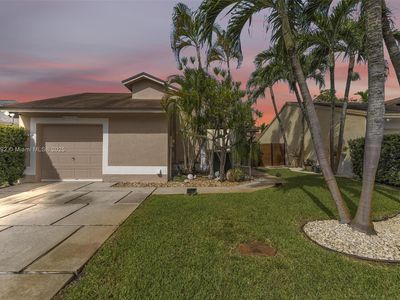 930 SW 108th Ave, Pembroke Pines, FL, 33025