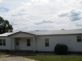 4115 N 200 W, Patoka, IN 47666