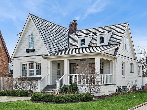 2nd image of 240 W Saint Charles Rd