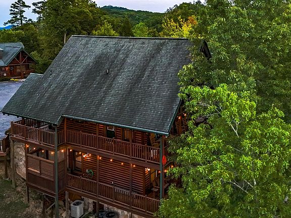 5th image of 1911 Creek Overlook Way