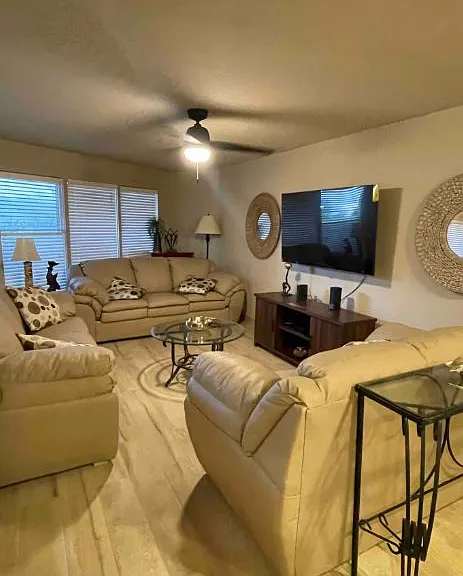1912 Gulf Blvd #108 — Photo 5