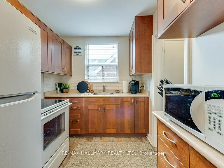 225 Woodville Ave #MAIN — Photo 13