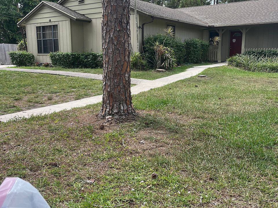 1st image of 4468 126th Dr N #1