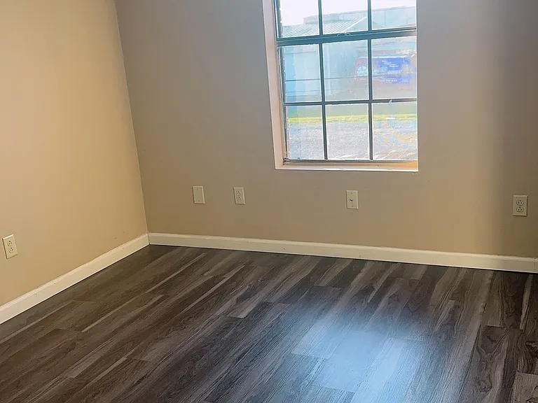 105 Tournament Blvd #22 — Photo 11