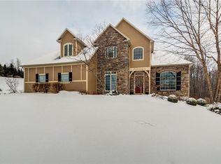 8532 Lamp Post Cir, Manlius, NY 13104