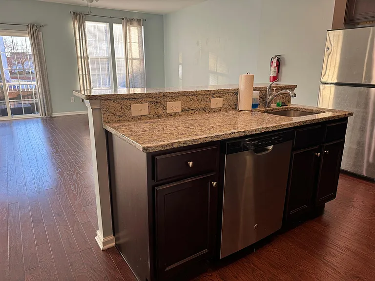 112 Sal Corma Pl — Photo 4