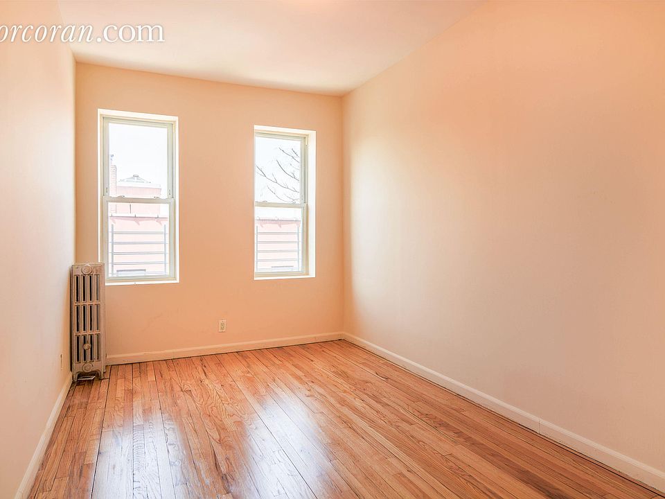 1st image of 4742 48th St #3R