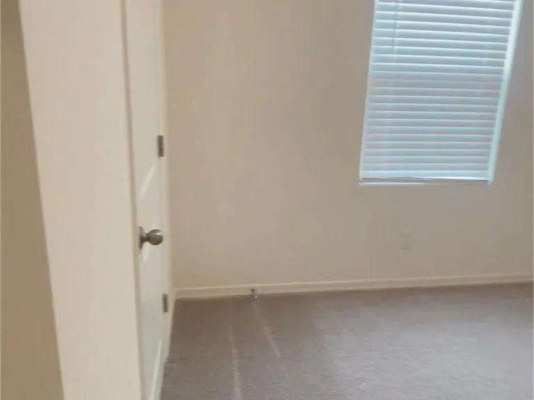 16663 W Christy Dr — Photo 10