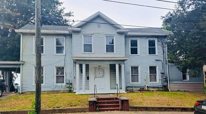 1st image of 1011 Quincy St