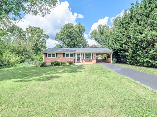 1141 Starmount Ave, Roanoke, VA 24019