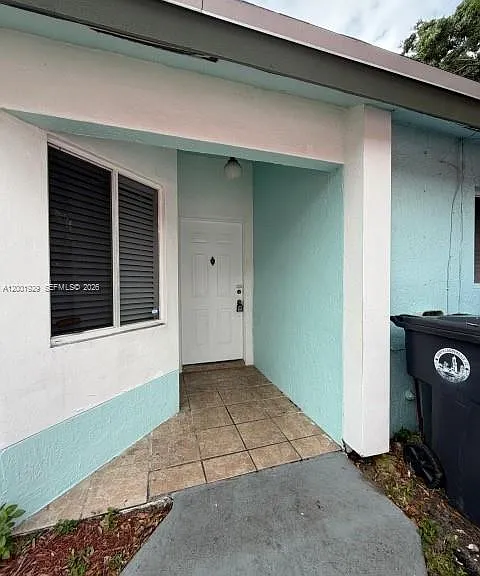1034 W Jasmine Ln — Photo 3