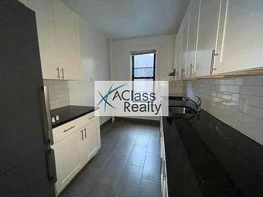 Rented by A Class Realty Corp | media 8