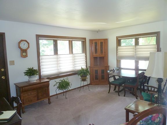 4th image of 1546 Birch Dr