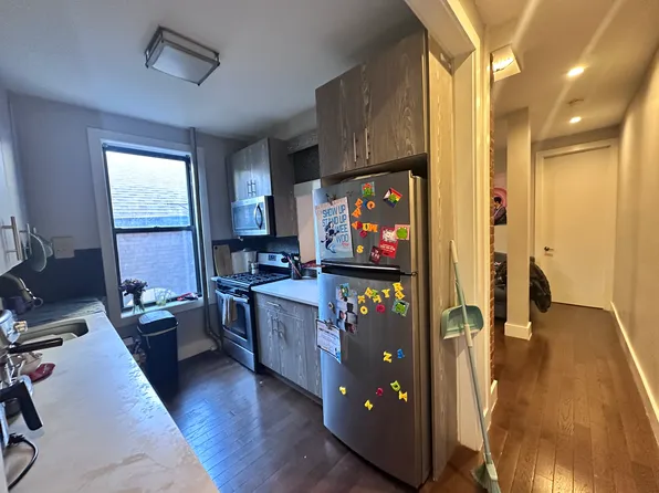 92 Wadsworth Avenue image 1 of 13