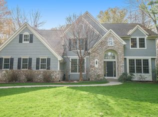 6420 E Bay Ln, Richland, MI