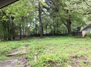 135 John St, Fayetteville, NC 28305