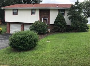 210 Brumley Dr N, Greeneville, TN 37743