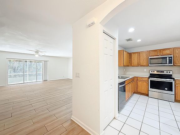 5th image of 6188 Whalton Street