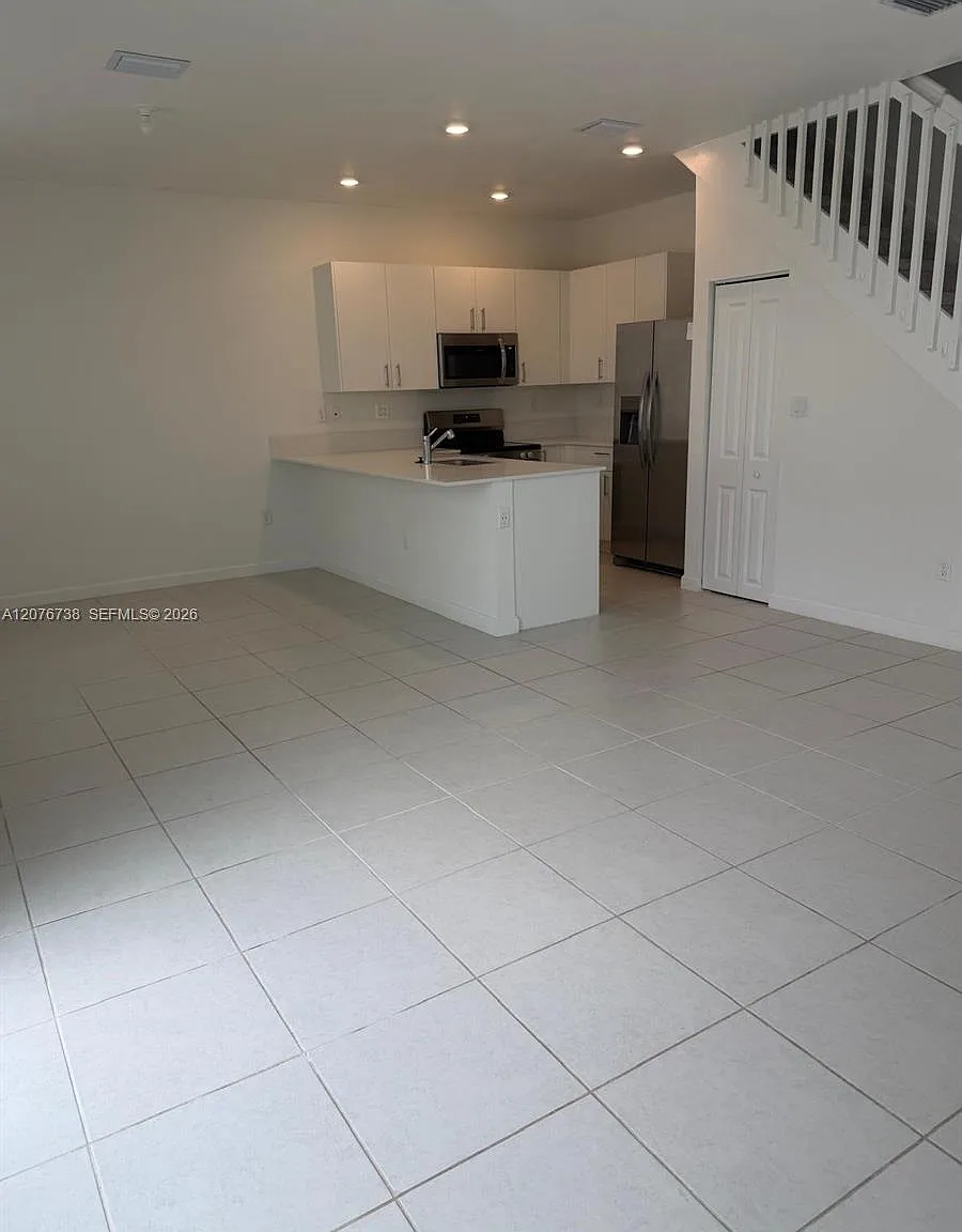 Miami Land And Developmen — Photo 2