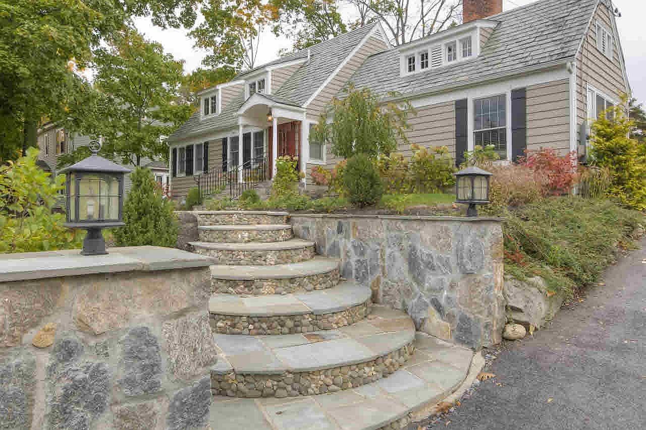 39 Ferris Ln, Poughkeepsie, NY 12601 Zillow