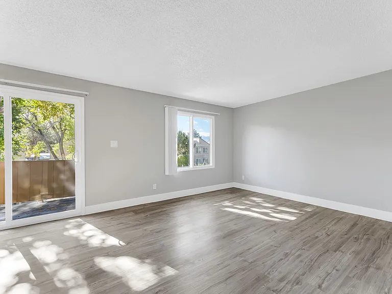 Sierra Woods — Photo 37