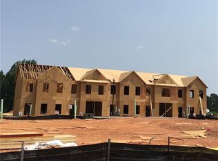 157 Panther Point Ln #45, Lawrenceville, GA 30046