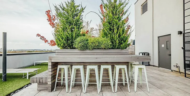 Rented by Artur Gutman, LREB | media 22