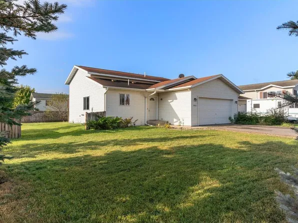 2822 Addison Ave, Brainerd, MN 56401